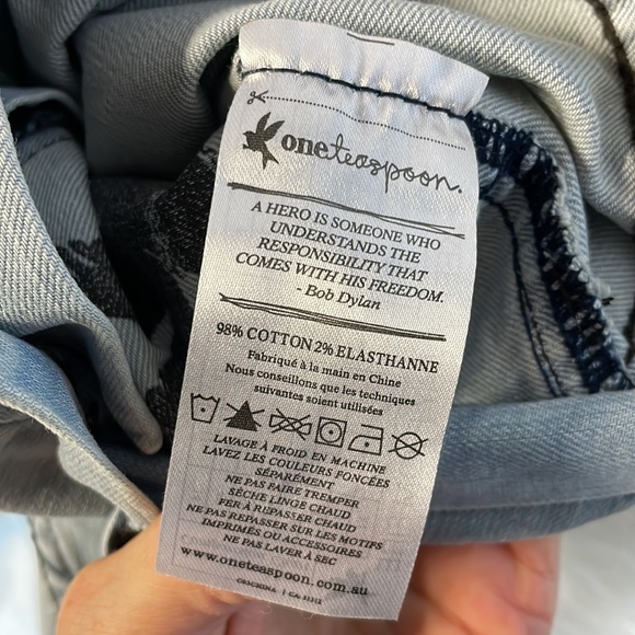 NWT 22” One teaspoon bell bottom flares Twiggy light blue jeans new with tags - Picture 10 of 16